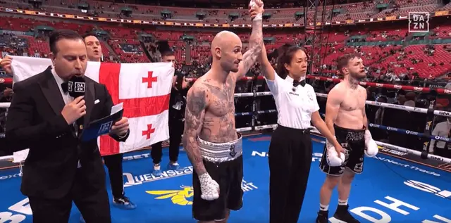 VIDEO: არიიის! - ლაშა გურულმა მეტოქე ტექნიკური ნოკაუტით დაამარცხა