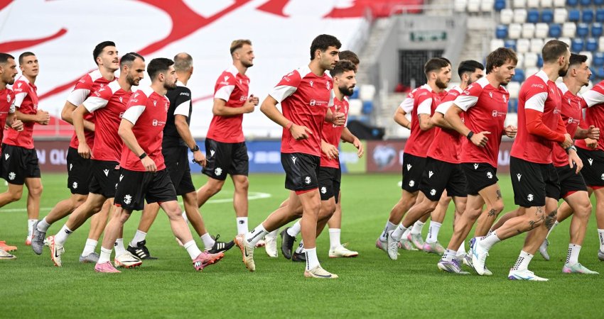 საქართველოს ნაკრებმა არასრული შემადგენლობით ივარჯიშა - ვილი სანიოლმა ფეხბურთელების ნაწილი დაასვენა