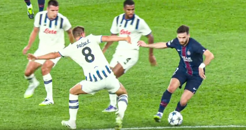 VIDEO: 3 მცველი გააბითურა! - ხვიჩა კვარაცხელიას ძალიან მაგარი მოქმედება მოედნის ცენტრში