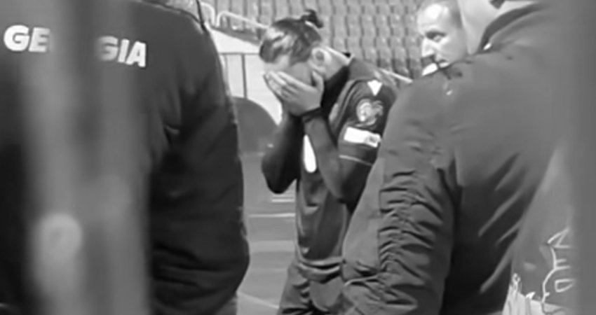 VIDEO: უმძიმესი ემოციები... - გიორგი ქოჩორაშვილი ქომაგებთან საუბრის დროს დააფიქსირეს