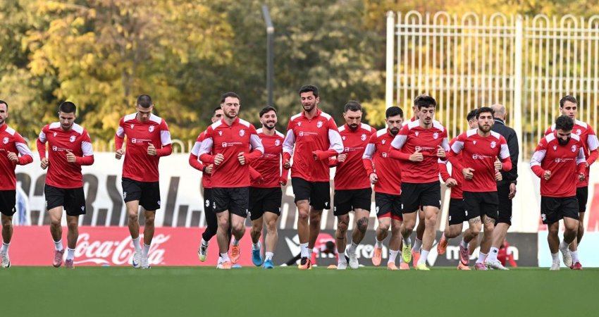 შეკრებაზე მხოლოდ 1 ფეხბურთელი იგვიანებს - ვინ აკლია ნაკრებს და როდის შეუერთდება ის სამწვრთნელო პროცესს