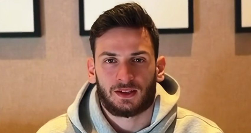 VIDEO: "ეს დიდი პატივია..." - ხვიჩა კვარაცხელიას საგანგებო ვიდეო მიმართვა