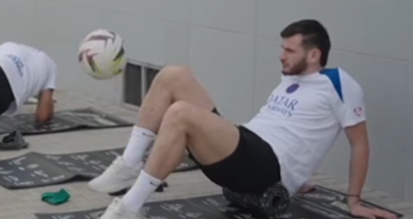 VIDEO: მისთვის ძალიან მარტივია - კვარამ ვარჯიშზე თავისი ტექნიკით გუნდელები გააოცა