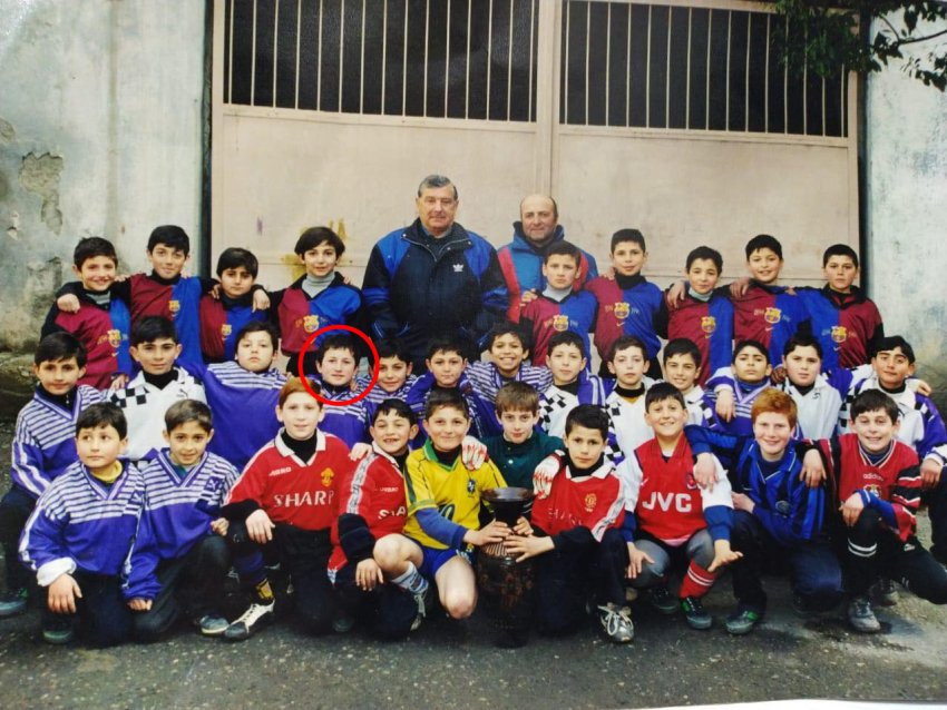 "1 წელი ფეხბურთელიც ვიყავი" - მერაბ დვალიშვილი საინტერესო ამბავს გვიზიარებს