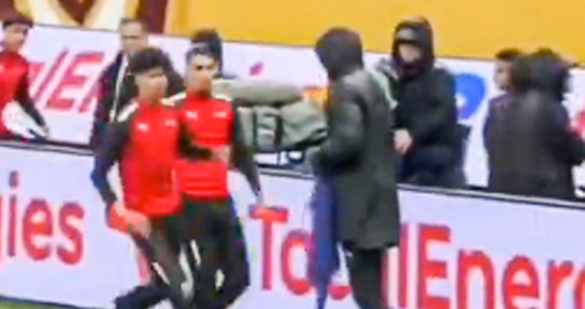 VIDEO: ეს არის ერთგულება და გუნდელის გვერდში დგომა! - როგორ იცავდა სენეგალის მესამე მეკარე მენდის