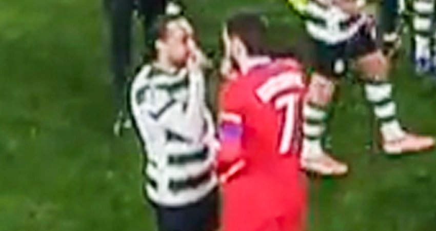 VIDEO: ემოციური კადრები ქართველებისთვის, რომელიც შესაძლოა გამოგრჩათ - ხვიჩა და ქოჩორა მატჩის შემდეგ მოედნის ცენტრში