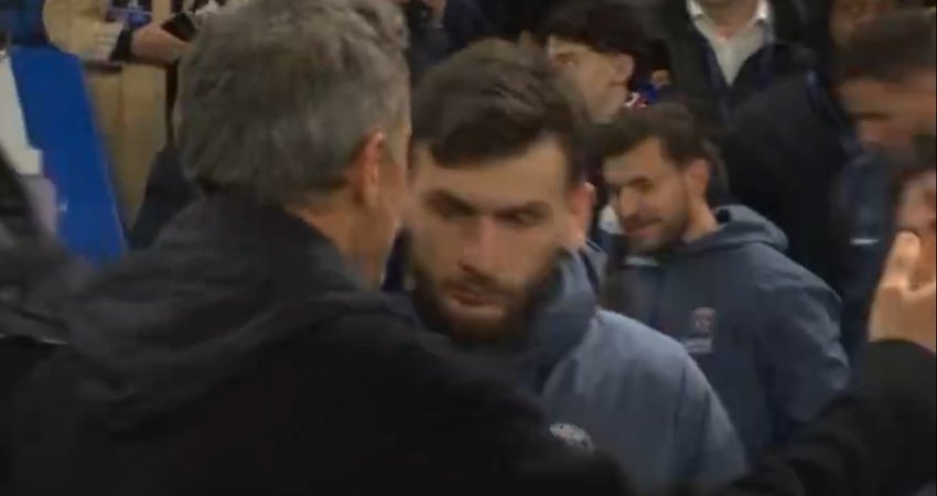 VIDEO: უთბილესი მომენტი - კვარას და ენრიკეს შეხვედრა ჩელსისთან მატჩის შემდეგ