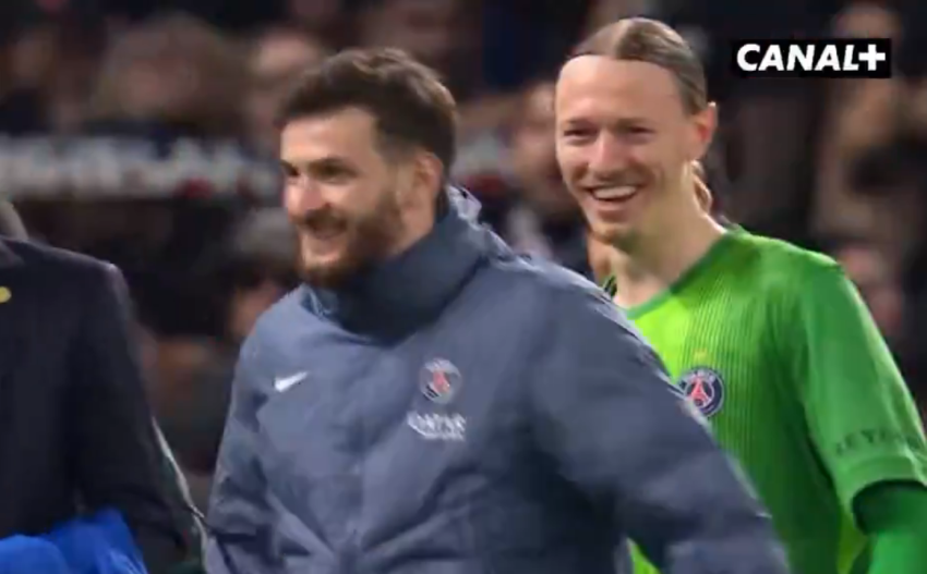 VIDEO: ხვიჩა კვარაცხელიას რეაქცია, როდესაც MVP-ის ჯილდო მიიღო