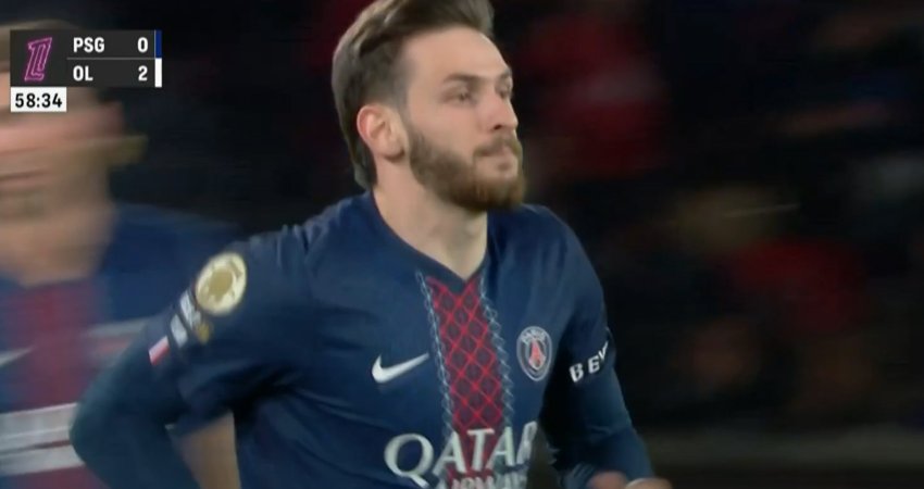 VIDEO: ასე უყვართ აქ კვარა! - პსჟ-ს ფანების რეაქცია, როცა მოედანზე ხვიჩა შემოვიდა