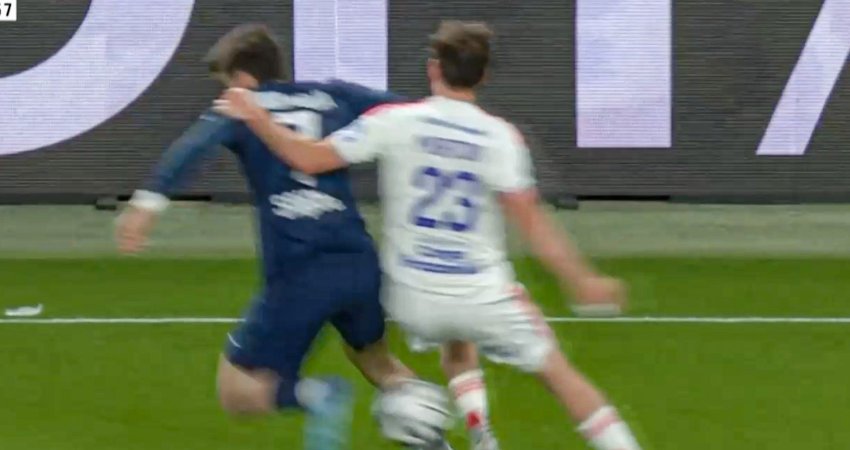 VIDEO: მცველი გააქრო! - კვარას ძალიან მაგარი ფინტი