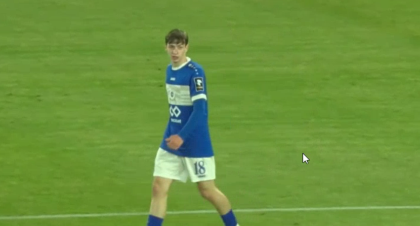 VIDEO: საოცარი მომენტი ჰქონდა! - თორნიკე კვარაცხელიას ეპიზოდი სადებიუტო მატჩიდან